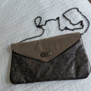 Nice over-shoulder dressy purse in versatile neutral color